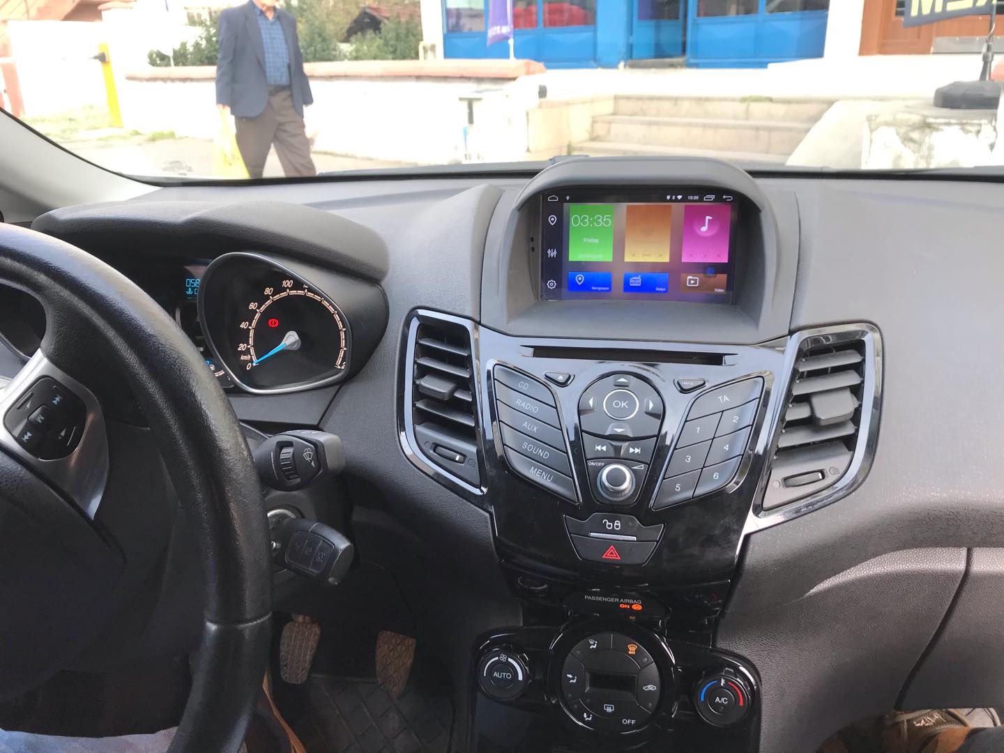 FORD FİESTA 7 INCH 
